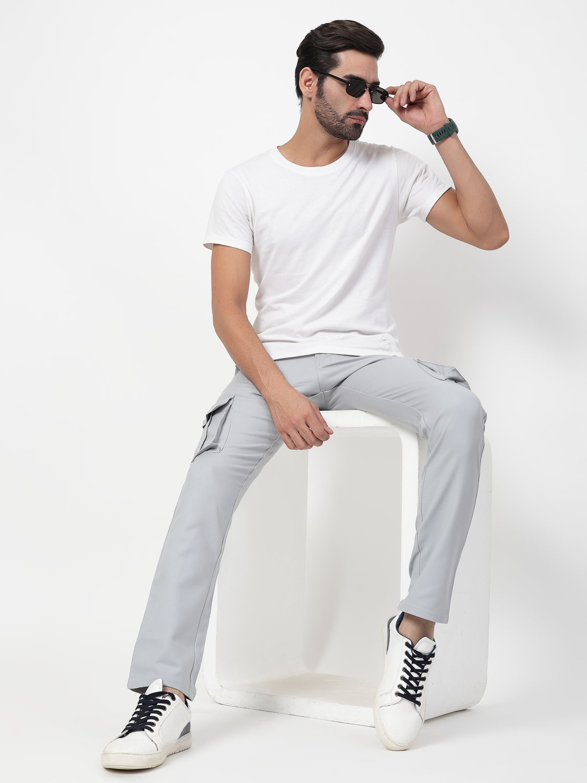 Cargo-Black-Light-Grey